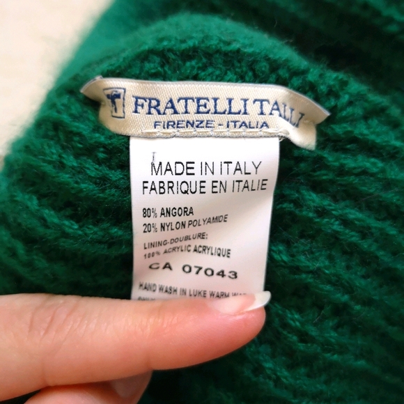 Green Angora Beret - Picture 3 of 3